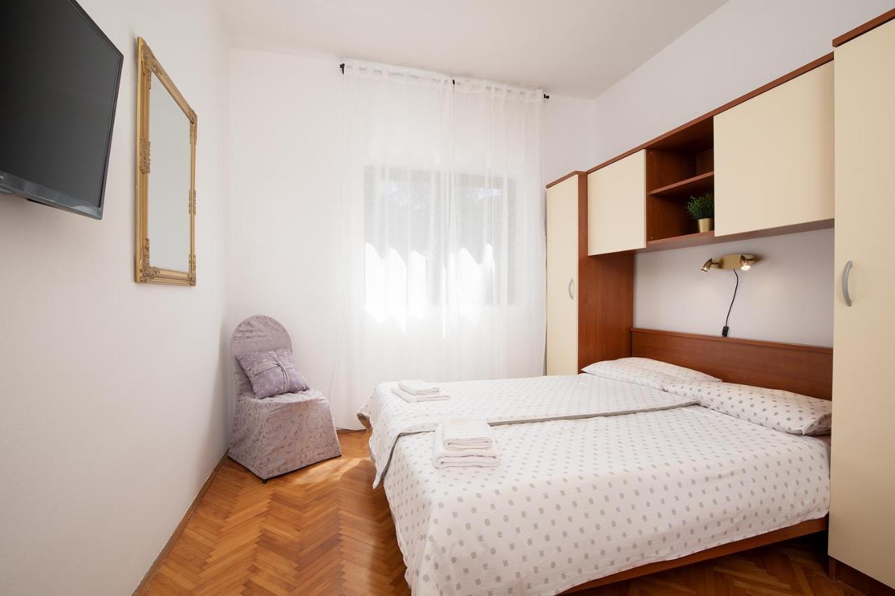Apartment Dadic With Parking & Playground Medulin