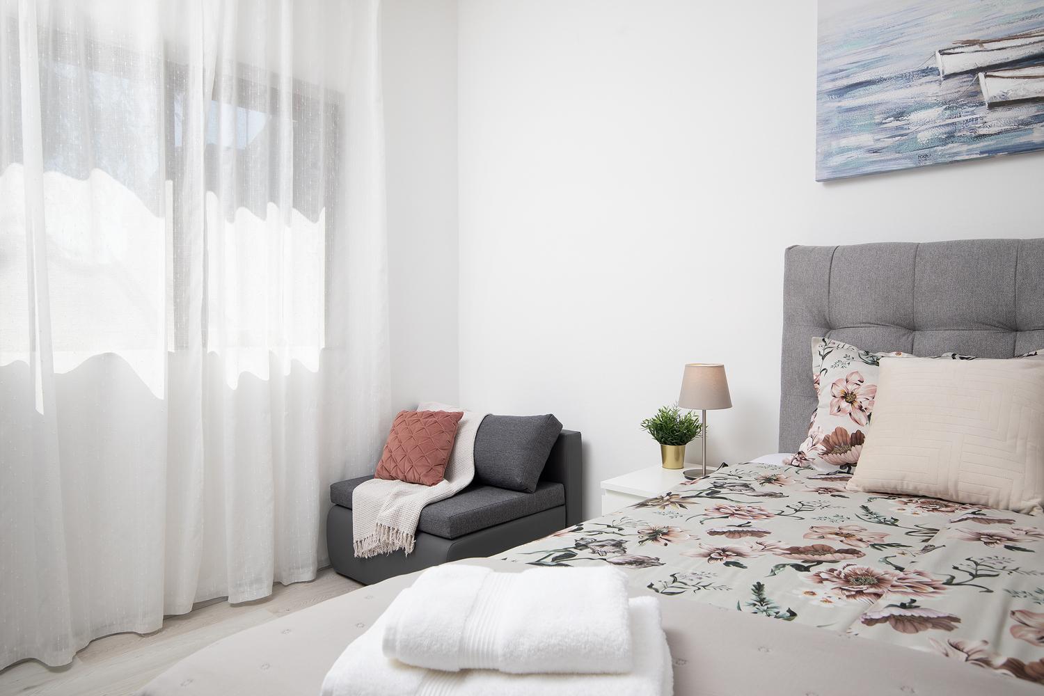 Dadic With Parking & Playground Apartment Medulin